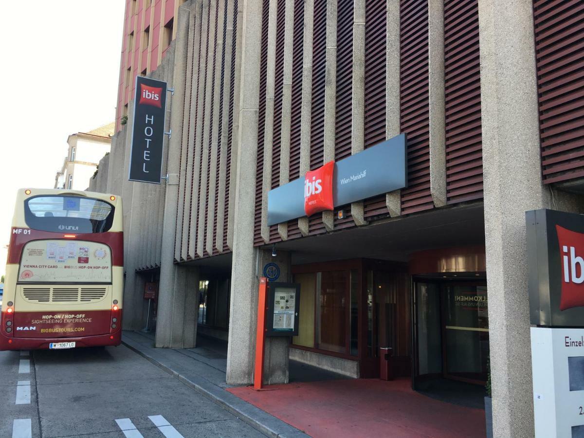 Apartment Zentral Direkt An U-Bahn Station Vienna Esterno foto